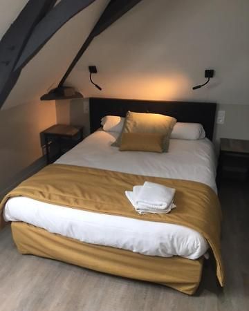 فندق Le Relais Saint-Quentin-les-Anges المظهر الخارجي الصورة